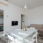I Host - Puglie 17 * Milano